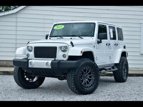 White 2015 Jeep Wrangler Unlimited Sahara