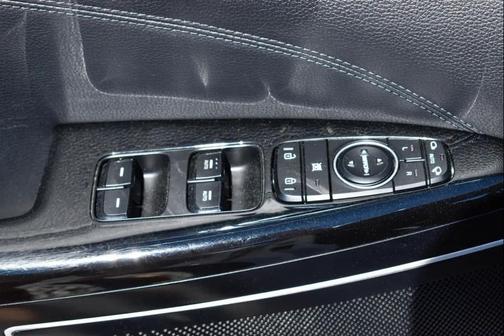 2018 Kia Cadenza Premium