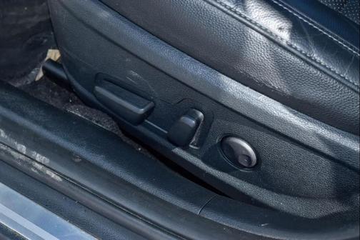 2018 Kia Cadenza Premium