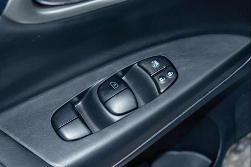 2018 Nissan Sentra SR