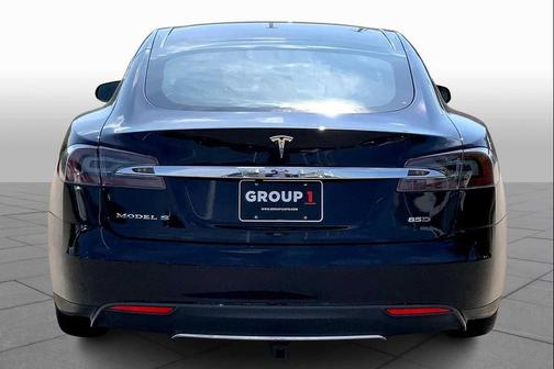 2015 Tesla Model S 85D