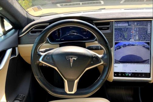 2015 Tesla Model S 85D