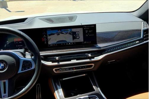 2025 BMW X5 M60i