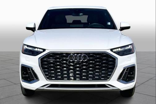 2022 Audi Q5 45 S line Prestige