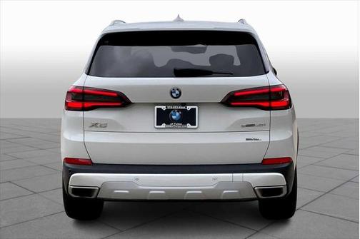 2023 BMW X5 sDrive40i