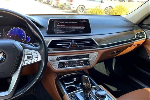2017 BMW 750 i xDrive