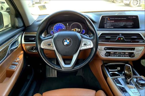 2017 BMW 750 i xDrive