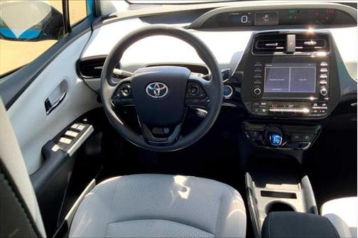 2020 Toyota Prius LE
