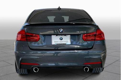 Photo 4 of 36 of 2018 BMW 340 i