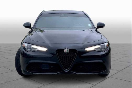 2022 Alfa Romeo Giulia Veloce