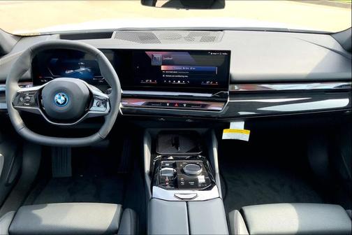 2024 BMW i5 eDrive40