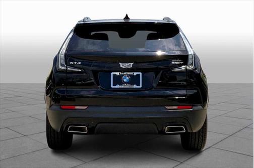 2022 Cadillac XT4 Sport