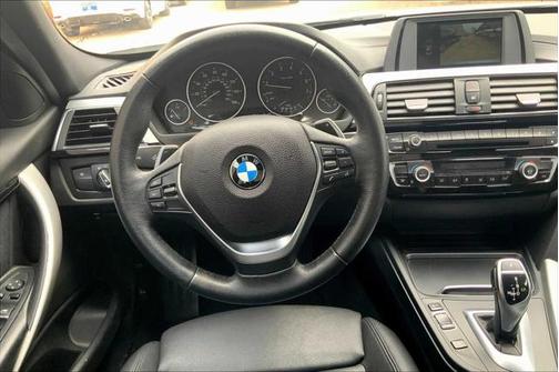 2018 BMW 330 330i
