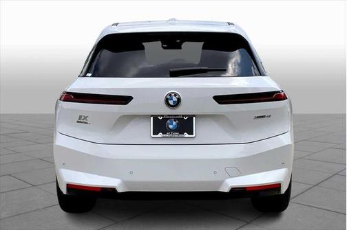 2026 BMW iX xDrive45