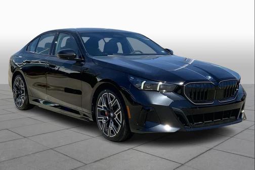 Black Sapphire Metallic 2026 BMW 550e xDrive
