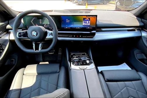 2026 BMW 530 i xDrive
