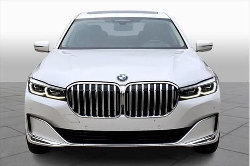 2021 BMW 740 740i