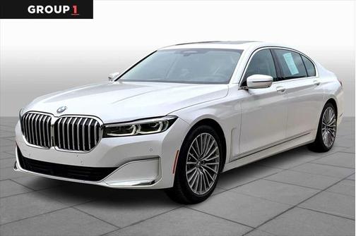 2021 BMW 740 740i