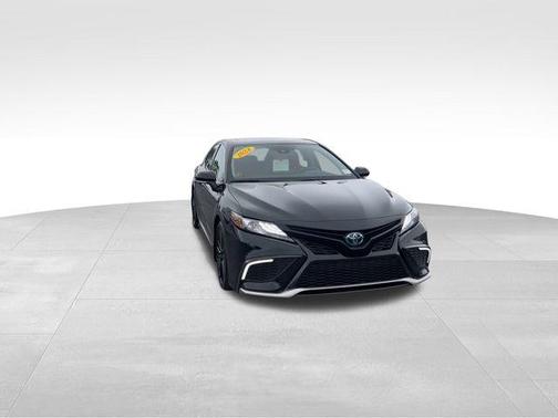 2024 Toyota Camry Hybrid XSE
