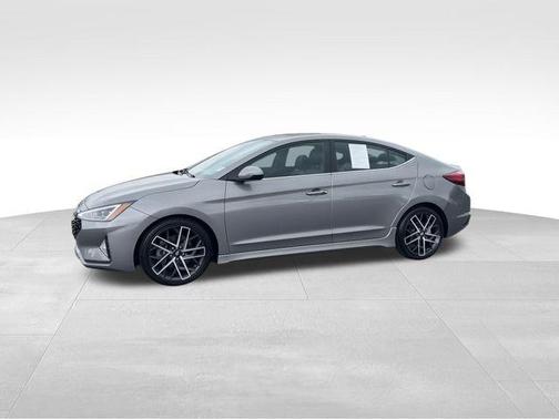 2020 Hyundai ELANTRA Sport