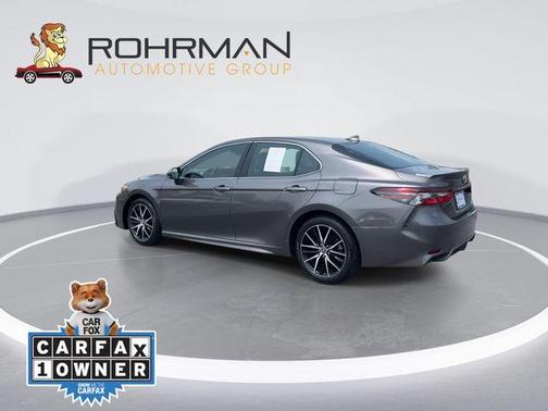 2023 Toyota Camry SE