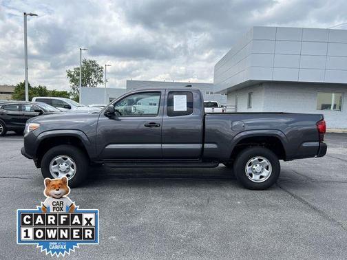 2022 Toyota Tacoma SR