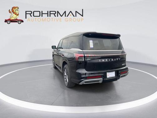 2025 INFINITI QX80 PURE