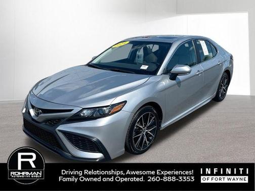 2024 Toyota Camry SE