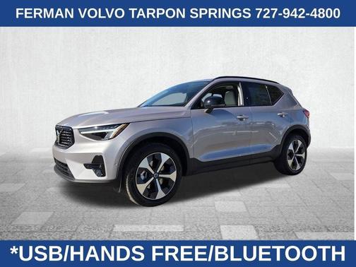 2026 Volvo XC40 B4 Plus