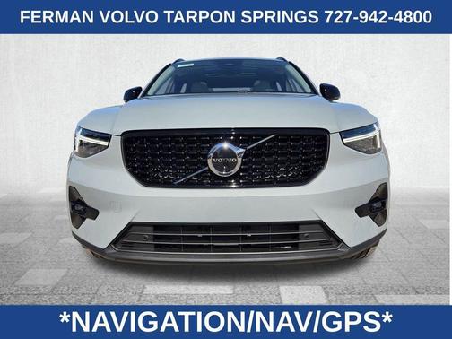 2026 Volvo XC40 B5 Plus