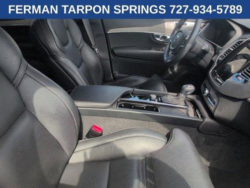2022 Volvo XC90 T6 Inscription 6 Passenger