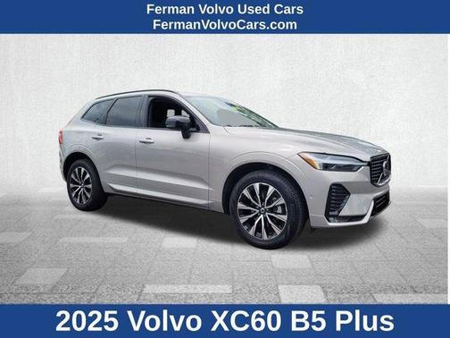2025 Volvo XC60 B5 Plus