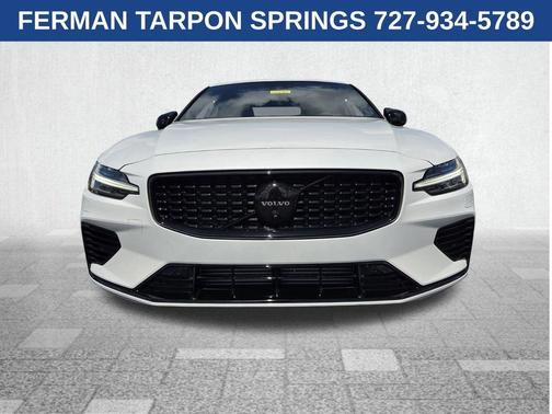 2024 Volvo S60 Recharge Plug-In Hybrid T8 Plus Black Edition
