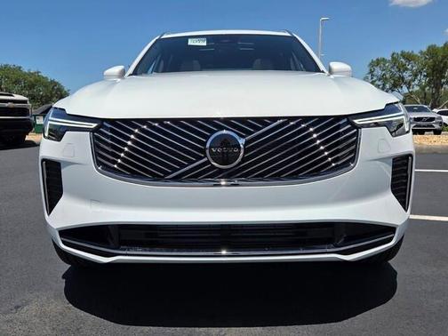 White 2026 Volvo XC90 Plug-In Hybrid T8 Core