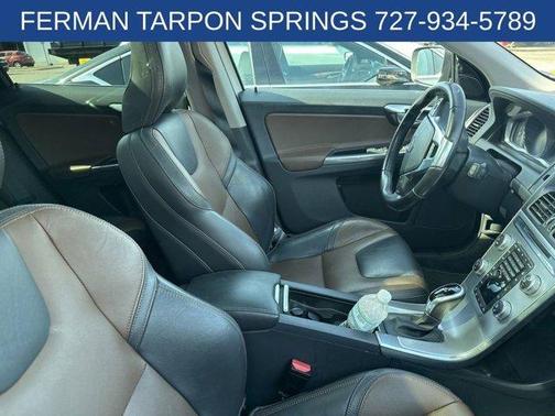 2017 Volvo XC60 T5 Dynamic