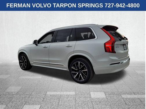2025 Volvo XC90 B5 Plus