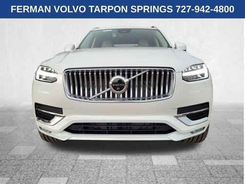 2025 Volvo XC90 B5 Plus