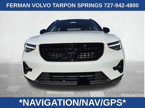 2026 Volvo XC40 B5 Ultra Black Edition