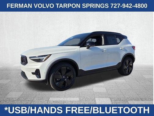 2026 Volvo XC40 B5 Ultra Black Edition