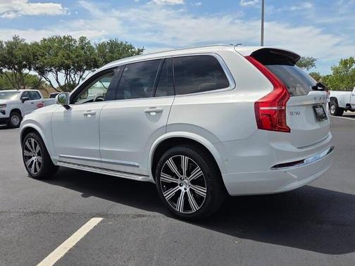 White 2023 Volvo XC90 B6 Ultimate 7-Seater