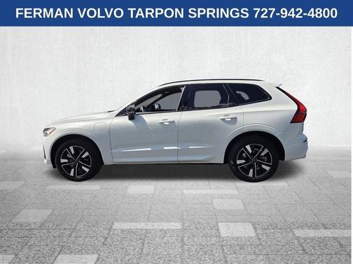 White 2026 Volvo XC60 Plug-In Hybrid T8 Core