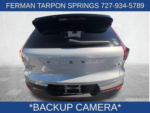 2021 Volvo XC40 T5 R-Design