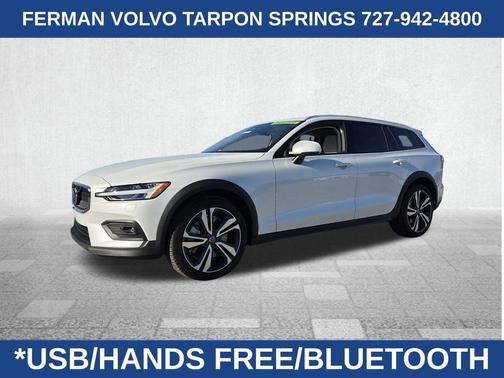 White 2026 Volvo V60 Cross Country B5 Plus