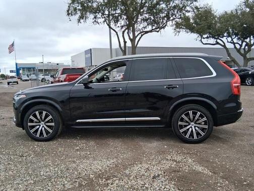 2022 Volvo XC90 T6 Inscription 7 Passenger