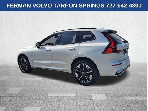2026 Volvo XC60 B5 Plus