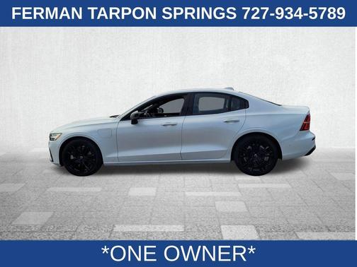 2023 Volvo S60 Recharge Plug-In Hybrid T8 Plus Black Edition