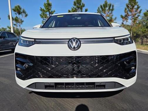 Opal White Pearl 2026 Volkswagen Tiguan 2.0T SEL R-Line Turbo