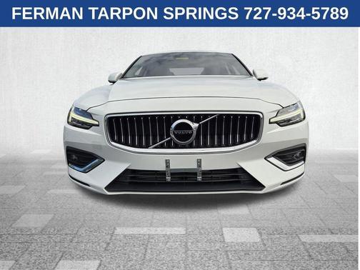 White 2021 Volvo S60 T5