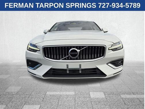 White 2021 Volvo S60 T5
