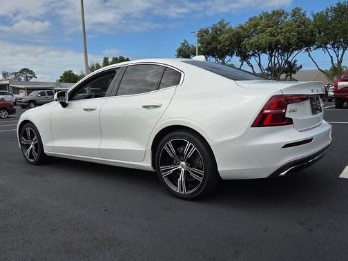 White 2021 Volvo S60 T5